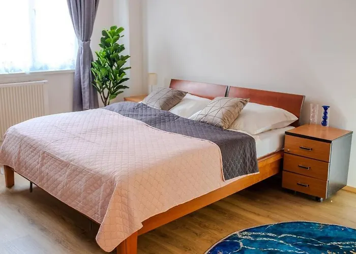 L\'Mai Riverside Residence Prague